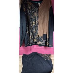 Fashion Bug Womens Flower Skirt Size 22/24 and Shirt Size 22/24 Black Spots V3